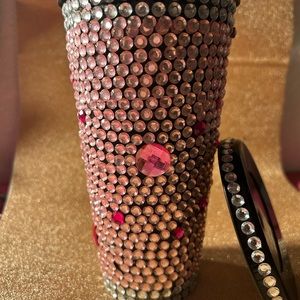 Cup black pink ant white